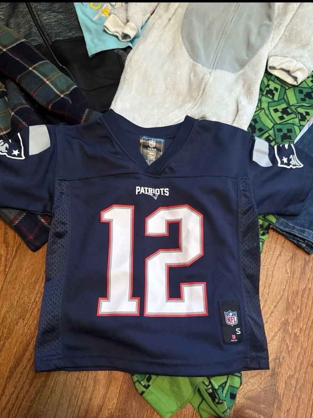 Huge bundle of boys clothes!